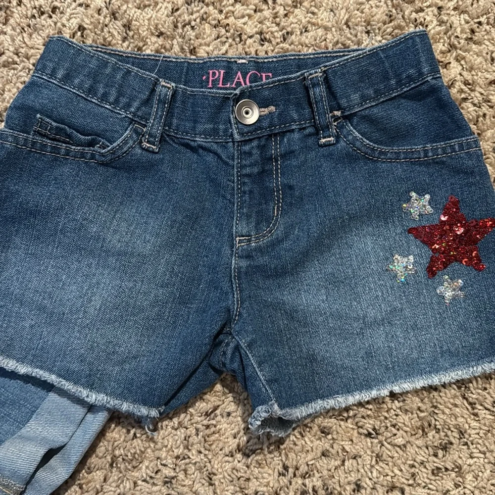 The children’s place girls size 6X/7 two pairs of jean shorts